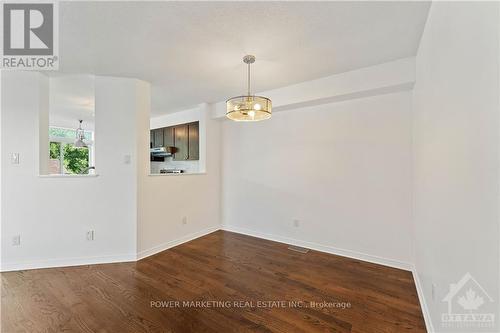 298 Macoun Circle, Ottawa, ON - Indoor Photo Showing Other Room