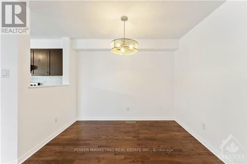 298 Macoun Circle, Ottawa, ON - Indoor Photo Showing Other Room