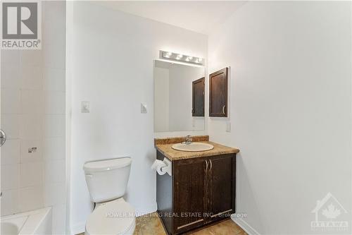 298 Macoun Circle, Ottawa, ON - Indoor Photo Showing Bathroom