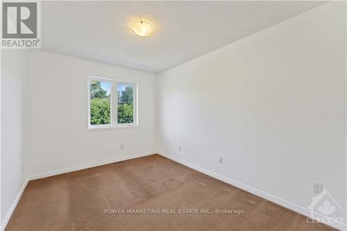 298 Macoun Circle, Ottawa, ON - Indoor Photo Showing Other Room