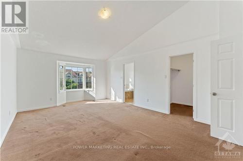 298 Macoun Circle, Ottawa, ON - Indoor Photo Showing Other Room