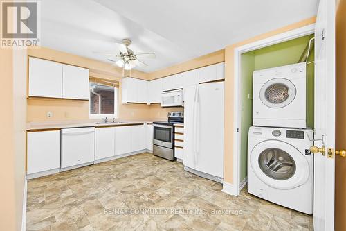 215 - 12421 Ninth Line, Whitchurch-Stouffville, ON - Indoor Photo Showing Laundry Room