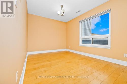 215 - 12421 Ninth Line, Whitchurch-Stouffville, ON - Indoor Photo Showing Other Room