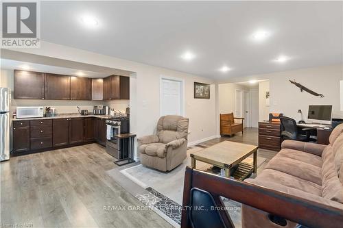 86 Leaside Drive, Welland, ON - Indoor