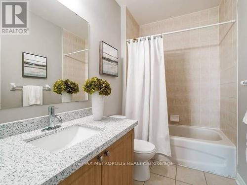 310 - 7340 Markham Road, Markham, ON - Indoor Photo Showing Bathroom