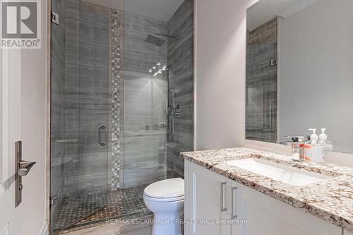 434 Smith Lane, Oakville, ON - Indoor Photo Showing Bathroom