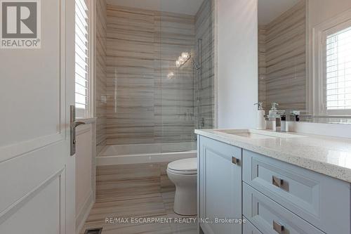 434 Smith Lane, Oakville, ON - Indoor Photo Showing Bathroom