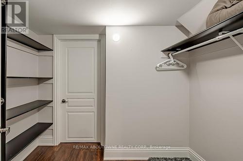 2185 Whitworth Drive, Oakville, ON - Indoor With Storage