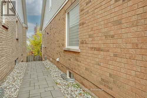 2185 Whitworth Drive, Oakville, ON -  Photo Showing Other Room