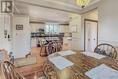 2470 Jarvis Street, Mississauga, ON - Indoor Photo Showing Dining Room