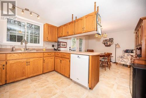 6 Derek Drive, Petawawa, ON - Indoor Photo Showing Kitchen With Double Sink