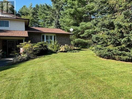 6 Derek Drive, Petawawa, ON - Outdoor