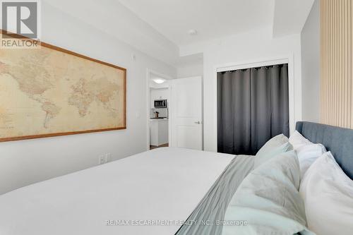 141 - 5055 Greenlane Road, Lincoln, ON - Indoor Photo Showing Bedroom