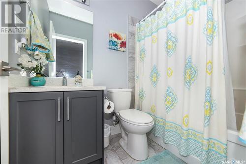 770 Labine Court, Saskatoon, SK - Indoor Photo Showing Bathroom