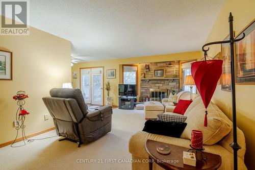 66 Nanette Crescent, London, ON - Indoor Photo Showing Living Room With Fireplace