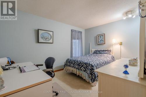 66 Nanette Crescent, London, ON - Indoor Photo Showing Bedroom