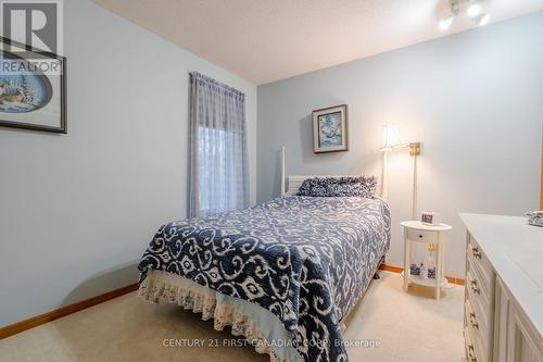 66 Nanette Crescent, London, ON - Indoor Photo Showing Bedroom