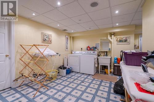 66 Nanette Crescent, London, ON - Indoor Photo Showing Laundry Room