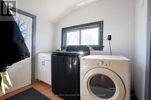 231 Mellanby Avenue, Port Colborne (877 - Main Street), ON - Indoor Photo Showing Laundry Room