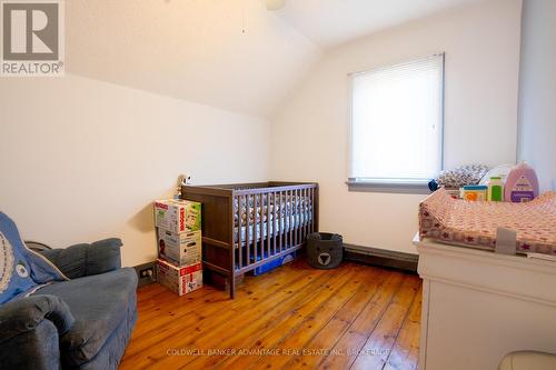 231 Mellanby Avenue, Port Colborne (877 - Main Street), ON - Indoor Photo Showing Bedroom