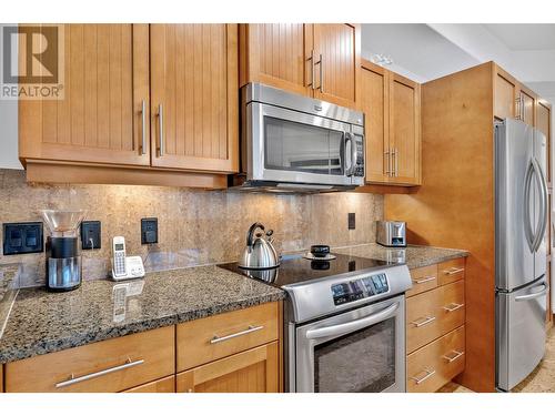 1933 Ambrosi Road Unit# 308, Kelowna, BC - Indoor Photo Showing Kitchen With Stainless Steel Kitchen With Upgraded Kitchen