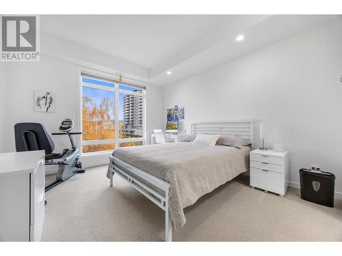 1933 Ambrosi Road Unit# 308, Kelowna, BC - Indoor Photo Showing Bedroom