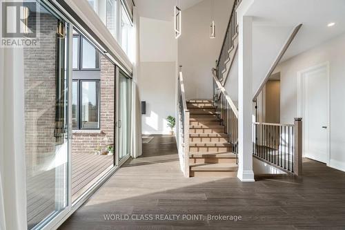 560 Woodview Road, Burlington, ON - Indoor Photo Showing Other Room