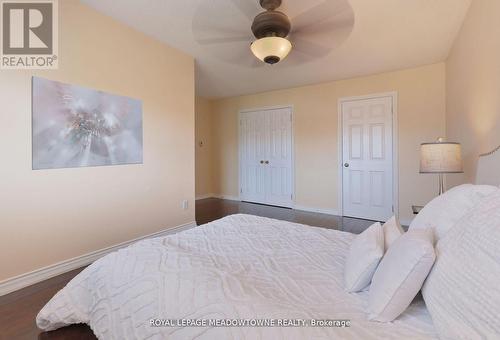 2857 Termini Terrace, Mississauga, ON - Indoor Photo Showing Bedroom