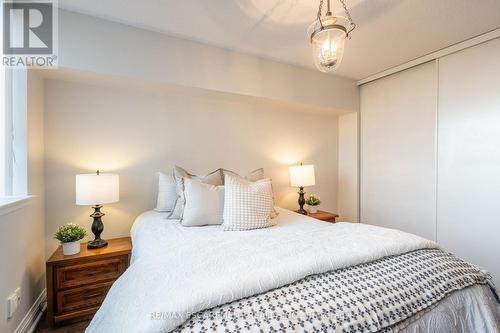 610 - 1230 Marlborough Court, Oakville, ON - Indoor Photo Showing Bedroom