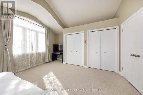 244 Brunswick Avenue, London, ON - Indoor Photo Showing Bedroom