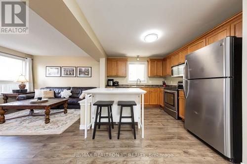 244 Brunswick Avenue, London, ON - Indoor Photo Showing Kitchen