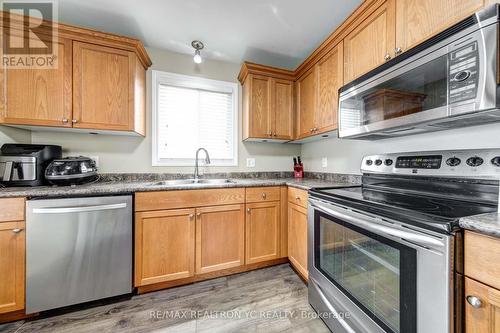 244 Brunswick Avenue, London, ON - Indoor Photo Showing Kitchen With Double Sink