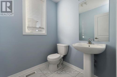 14 Station Drive, Cavan Monaghan, ON - Indoor Photo Showing Bathroom