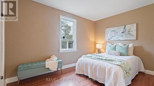 139 Baldwin Avenue, Brantford, ON - Indoor Photo Showing Bedroom