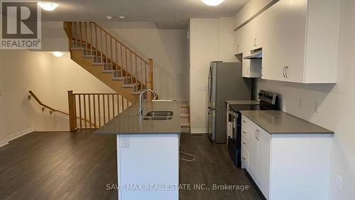 712 - 585 Colborne Street E, Brantford, ON - Indoor Photo Showing Kitchen With Double Sink