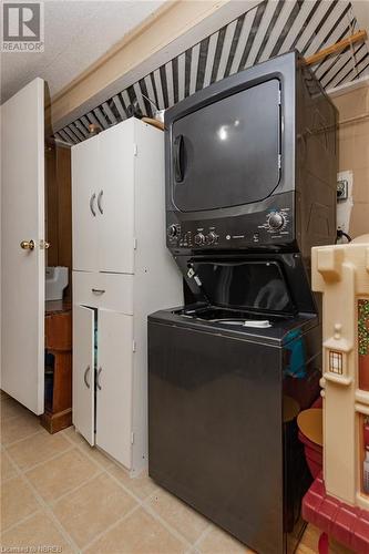 850 Lakeshore Drive Unit# 19, North Bay, ON - Indoor Photo Showing Laundry Room