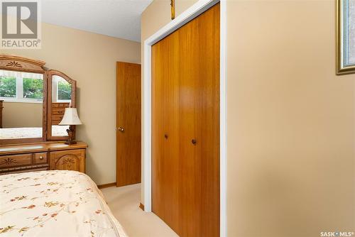 30 Hammond Road, Regina, SK - Indoor Photo Showing Bedroom