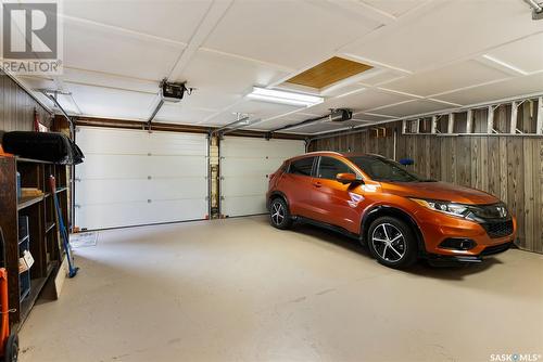 30 Hammond Road, Regina, SK - Indoor Photo Showing Garage