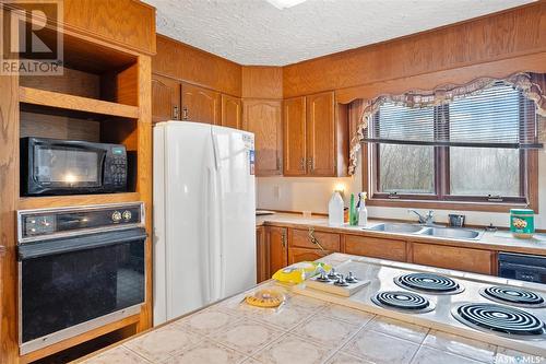 119 Bettker Road, Aberdeen Rm No. 373, SK - Indoor Photo Showing Kitchen With Double Sink