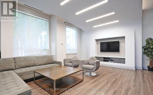 707 - 195 Bonis Avenue, Toronto, ON - Indoor Photo Showing Living Room