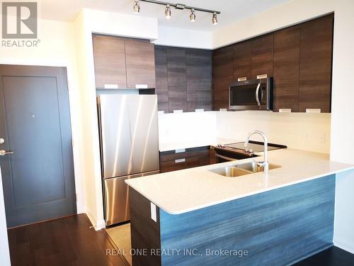 1716 - 5033 Four Springs Avenue, Mississauga, ON - Indoor Photo Showing Kitchen With Stainless Steel Kitchen With Double Sink