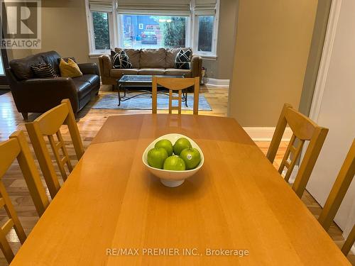 115 Raglan Street, Newmarket, ON - Indoor Photo Showing Dining Room