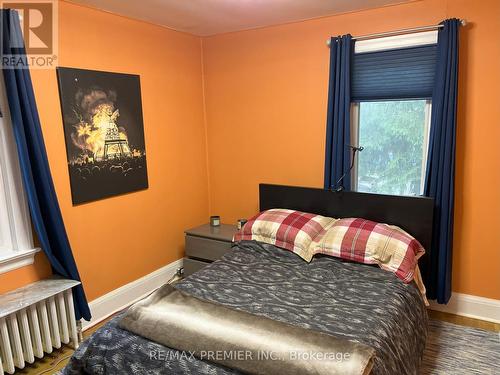 115 Raglan Street, Newmarket, ON - Indoor Photo Showing Bedroom