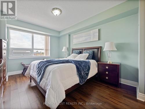 309 - 7 North Park Road, Vaughan, ON - Indoor Photo Showing Bedroom