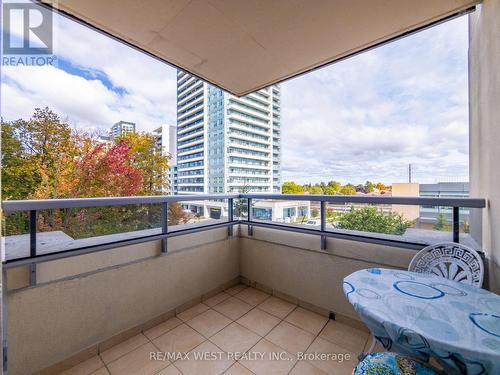 309 - 7 North Park Road, Vaughan, ON - Outdoor With Balcony With Exterior