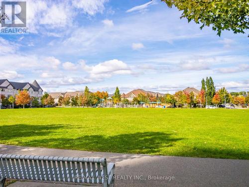 309 - 7 North Park Road, Vaughan, ON - Outdoor With View