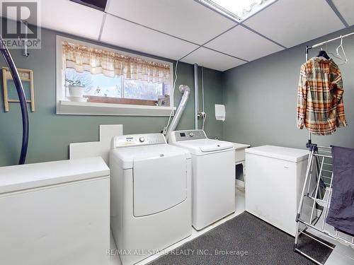 534 Varney Road, Georgina, ON - Indoor Photo Showing Laundry Room