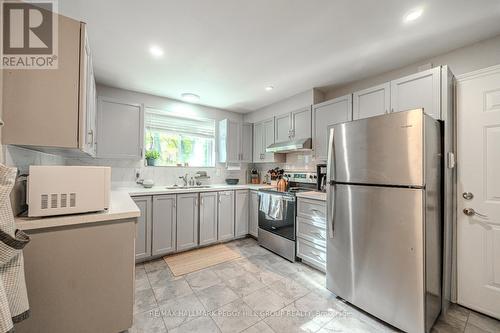 Lower - 63 Gunn Street, Barrie, ON - Indoor Photo Showing Kitchen