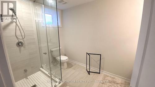 93 Sun Valley Avenue, Wasaga Beach, ON - Indoor Photo Showing Bathroom