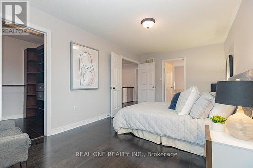 227 Esther Drive, Barrie, ON - Indoor Photo Showing Bedroom